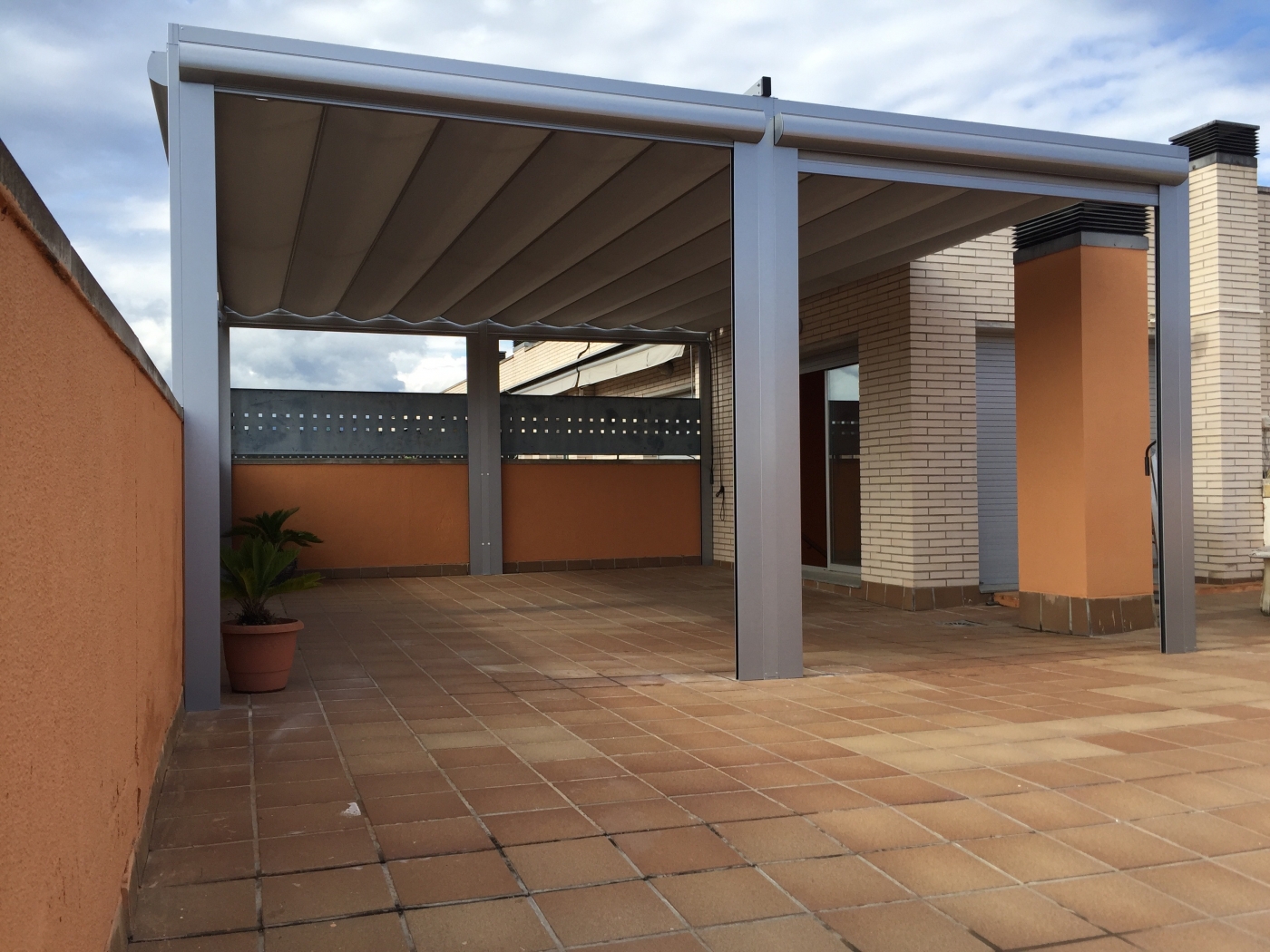 Toldo corredero Toldos Ortiz